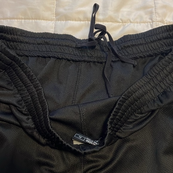 Dri Gear mens XL short by Colosseum Athletics - Picture 5 of 6